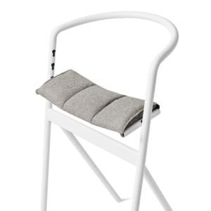 StandUp CHOICE, en stol i nytänkande design - här med stolsdyna i tyget Rivet.